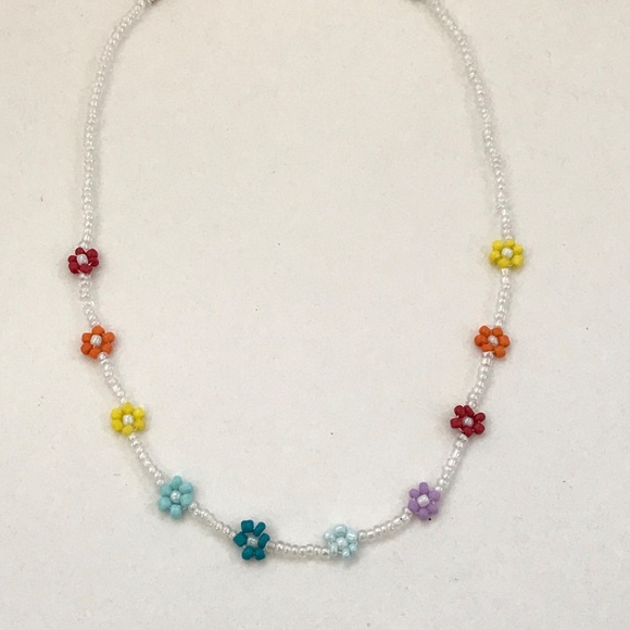 URBAN OUTFITTERS Flower Beaded Necklace Dainty Choker Multicolored NWT - Picture 15 of 15